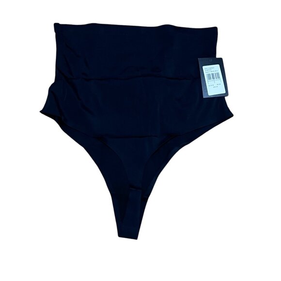 Fredericks of Hollywood NWT Hollwood High Waisted Shaping Thong Panties Sz 1x/2X - Picture 1 of 5